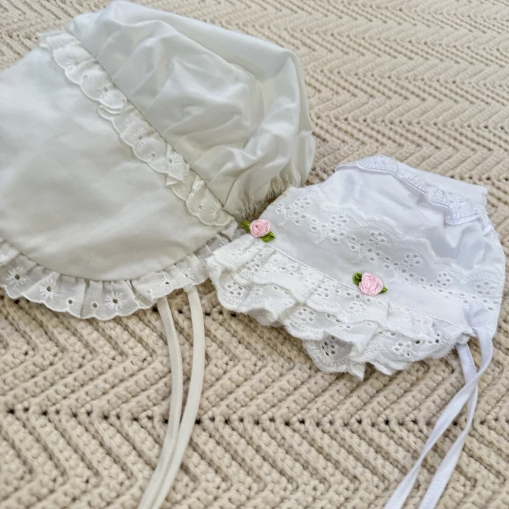Baby Bonnets Lot of 2 White Hats Lace Bow Ribbon Prairie Cottage Coquette‎ VTG
